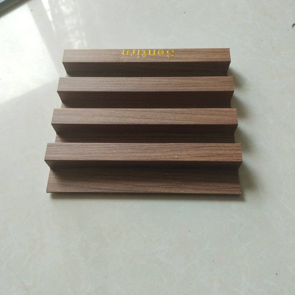 sentire Wood Slat Wall Panel Sample — Light Walnut (20×20cm)